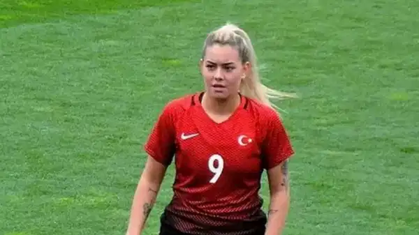 Aycan Yanaç kimdir? Futbolcu Aycan Yanaç kaç yaşında, nereli?