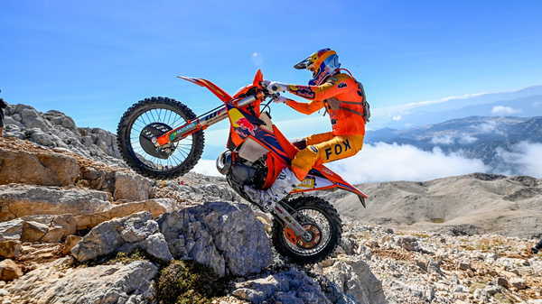 Sea To Sky’da kazanan Red Bull sporcusu Manuel Lettenbichler