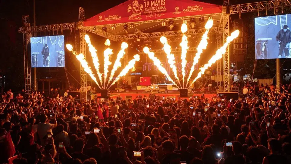 Denizli’de unutulmaz 19 Mayıs şöleni
