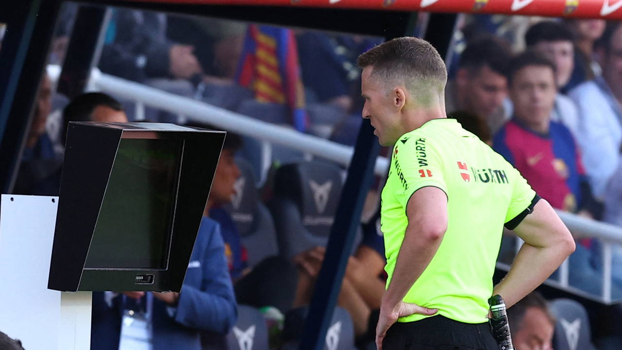 El Clasico'nun VAR konuşmalarında skandal! 