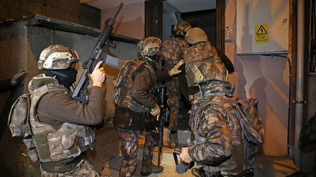İstanbul'da IŞİD operasyonu: 39 gözaltı