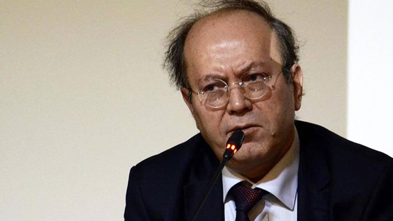 Yeni Şafak yazarı, 30 Ağustos'ta laikliği hedef aldı!