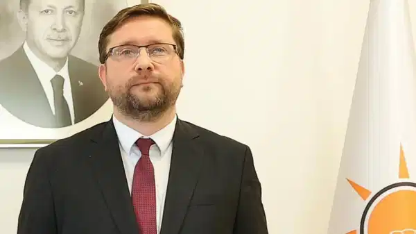 ‘Destek alamıyoruz’ dedi, açıklama yaptı: AKP’nin ilçe başkanı istifa etti!