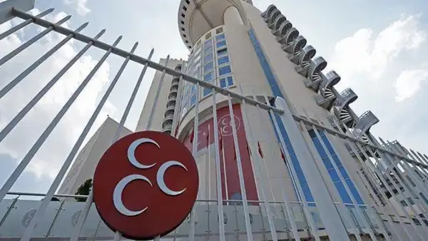 MHP'den Gaziantep Araban Belediye Başkanı Mehmet Özdemir hakkında ihraç kararı