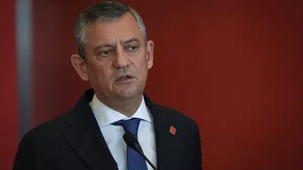 Antalya'da yolcu otobüsü faciası: Özgür Özel'den hayatını kaybedenler için başsağlığı mesajı