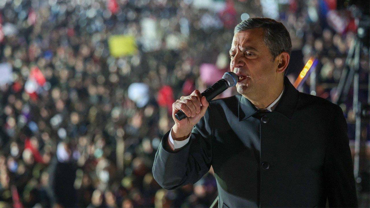 Özgür Özel, 100'üncü günde Saraçhane çağrısı yaptı: 'Kılıçdaroğlu görüşmesine' ilk kez yanıt verdi