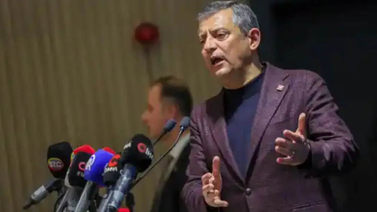 Özel’den iktidara sert sözler… ‘Ramazandaki duyguları suiistimal etmeye, kutuplaşmayla bu işi siyasete alet etmeye çalışan birileri var’