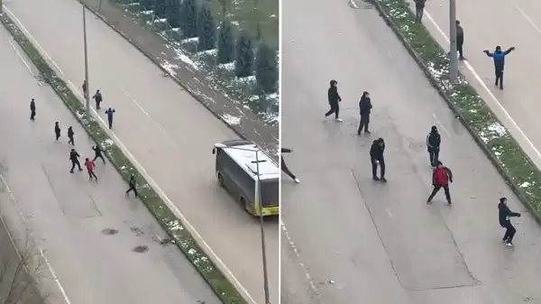 İnegöl’de kar topu gerginliği: Otobüs şoförü çocukları sopayla kovaladı