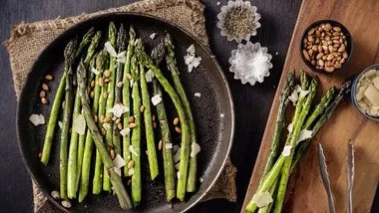 Sağlıklı ve hafif bir sofra lezzeti: Kuşkonmaz tarifi