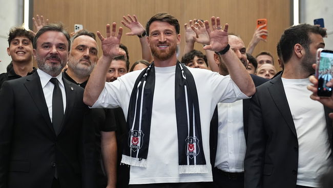 Salih Özcan, Beşiktaş için İstanbul'da: İşte ilk açıklamalar...