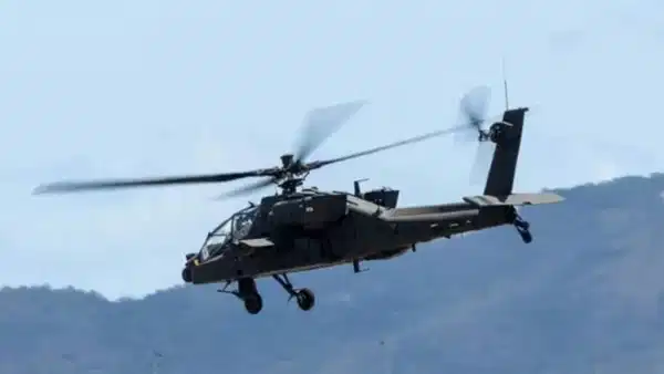 ABD helikopteri Umman Denizi'ne acil iniş yaptı: 1 asker kayıp