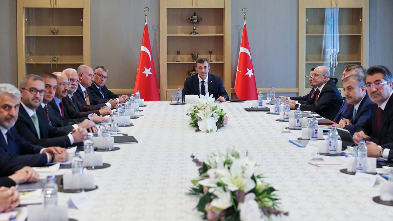 Son dakika... Fon Koordinasyon Kurulu toplantısı sona erdi: 'Ödeme takvimi' ele alındı