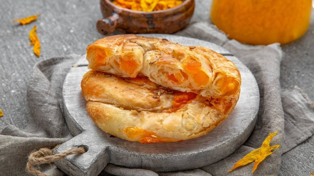 Sonbahar ve kış sofralarının favorisi: MasterChef balkabaklı börek tarifi