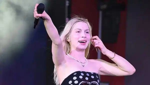 Şarkıcı Aleyna Tilki'den dikkat çeken paylaşım: 'Yeni bir arkadaş istiyorum'
