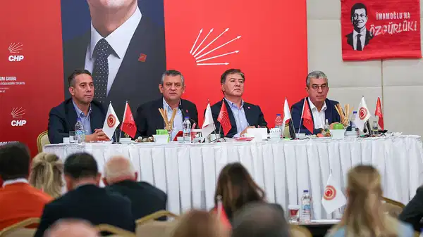 CHP'nin Bolu kampı sona erdi… Milletvekilleri öneri ve eleştirilerini sıraladı: Özel'den bütçe görüşmeleri için yeni talimat