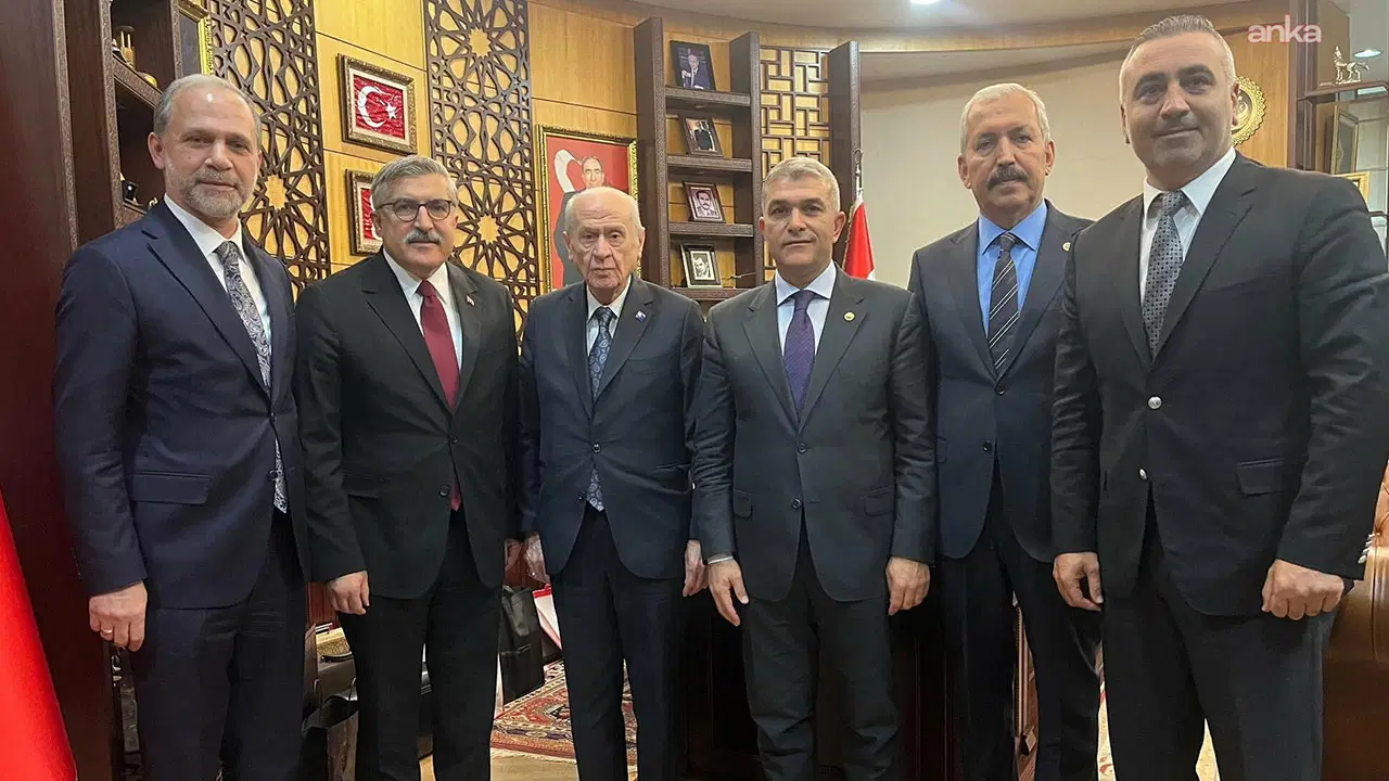 AKP'li milletvekillerinden Bahçeli'ye ziyaret