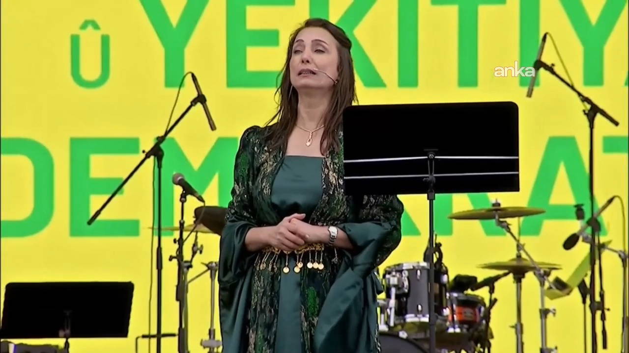 İstanbul'daki Nevruz kutlamasında 'İmamoğlu' mesajı