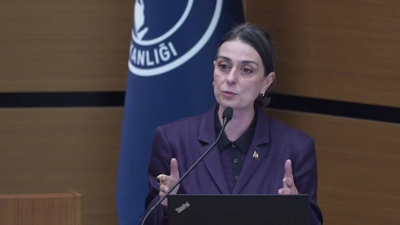 Üsküdar Belediye Başkanı Dedetaş'tan 'operasyon' tepkisi: 'Bu belediye 2 yıl önce mi kuruldu?'