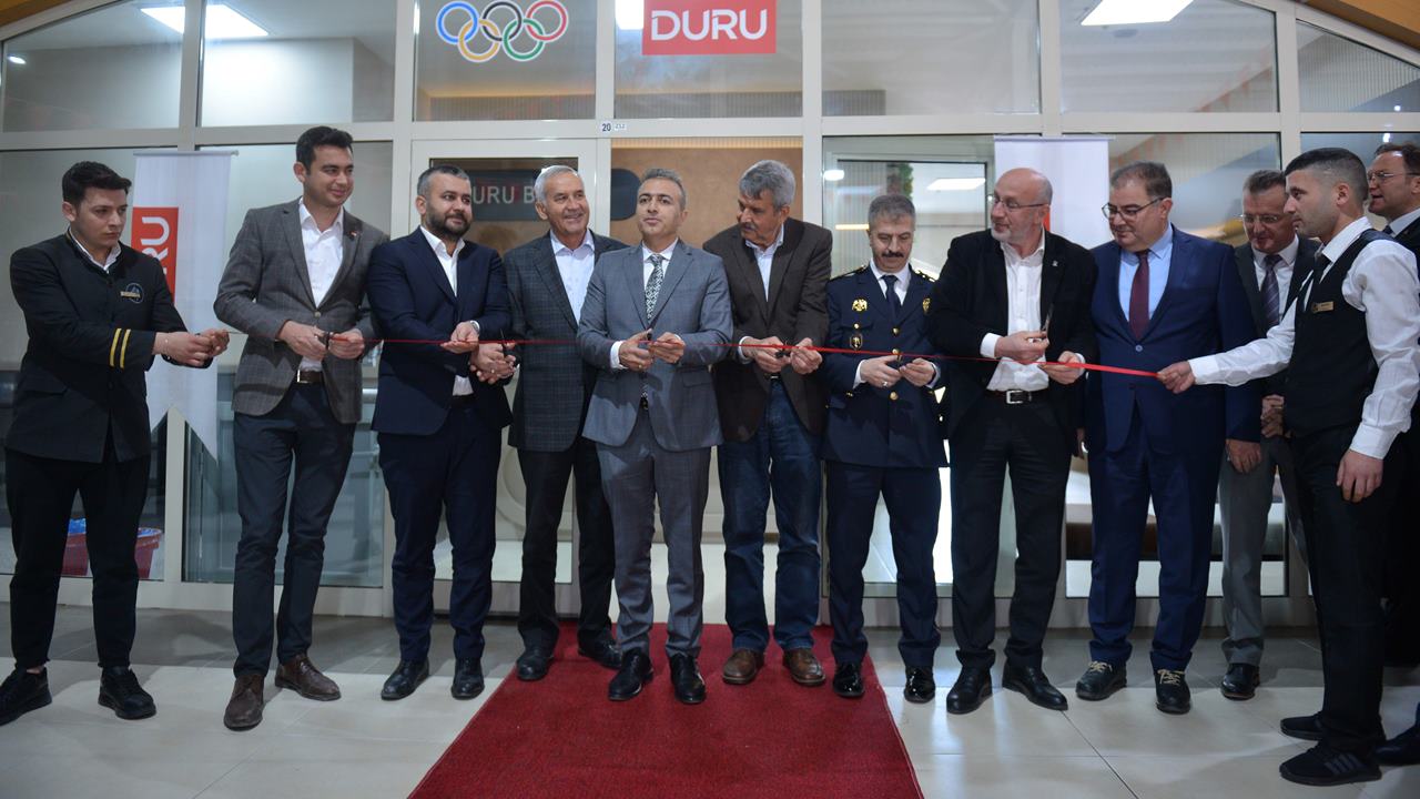 Spora ve geleceğe yatırım: Karaman’da Duru Bulgur Taekwondo Salonu açıldı