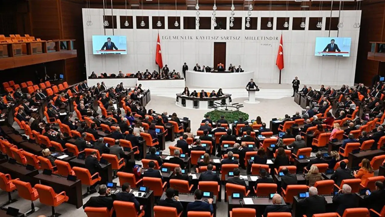 TBMM'de bu hafta: Yeni vergi düzenlemeleri, harç artışları ve bütçe görüşmeleri...