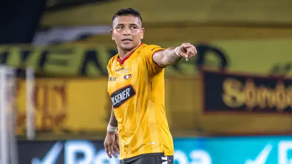 Futbol dünyasını sarsan cinayet: Mario Pineida sokak ortasında öldürüldü!