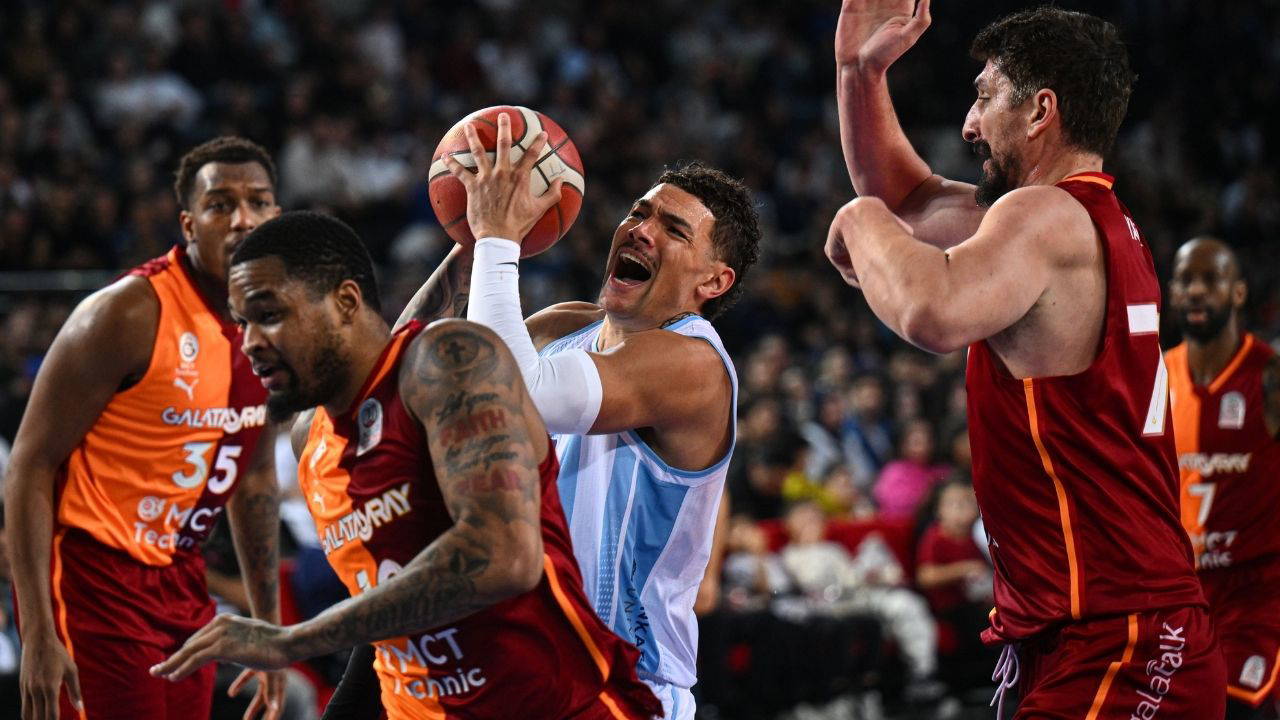 Türk Telekom, Galatasaray MCT Technic'i 2 sayı farkla geçti!