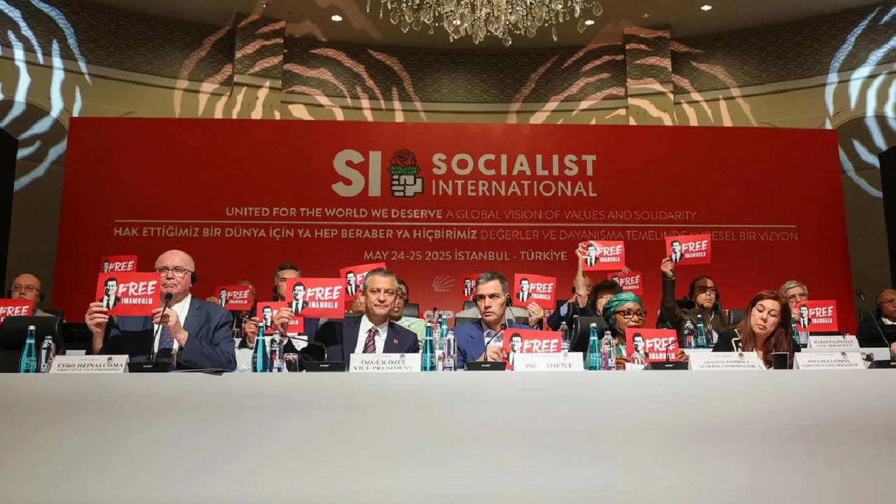 Sosyalist Enternasyonal'den 'mutlak butlan' açıklaması: 'Türkiye’nin demokratik sistemine vurulmuş bir darbedir'