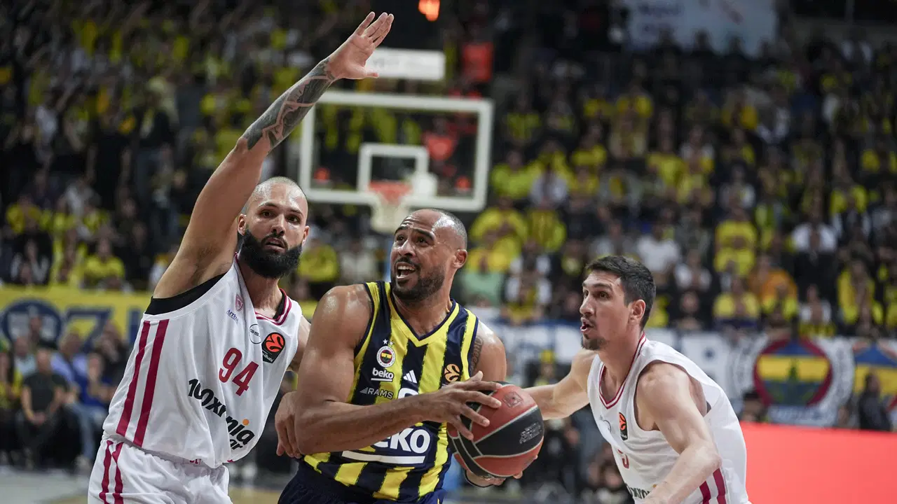 Ertelenen Olympiakos - Fenerbahçe maçının tarihi belli oldu