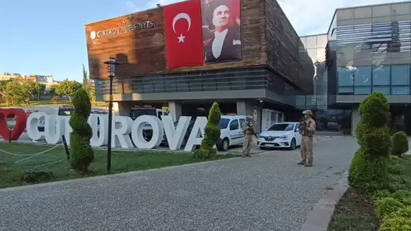 Çukurova Belediyesi soruşturması: 49 kişi adliyede!