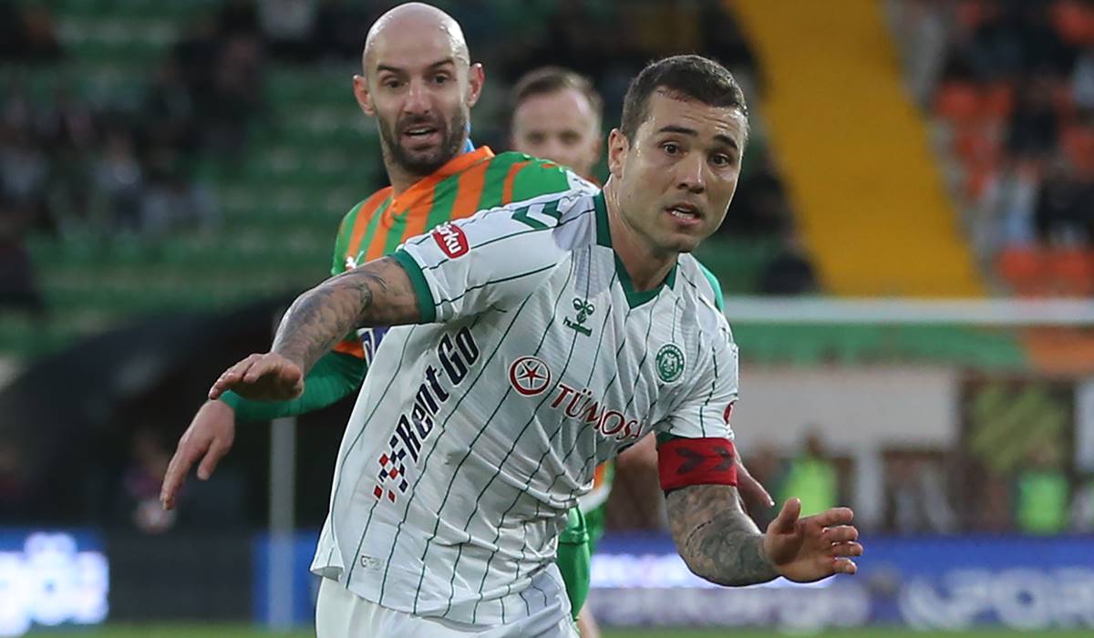 Galatasaray maçı öncesi Konyaspor'dan flaş karar!