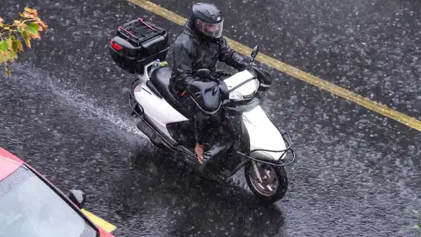 Kocaeli’de motosiklet ve motokuryelere sağanak yasağı