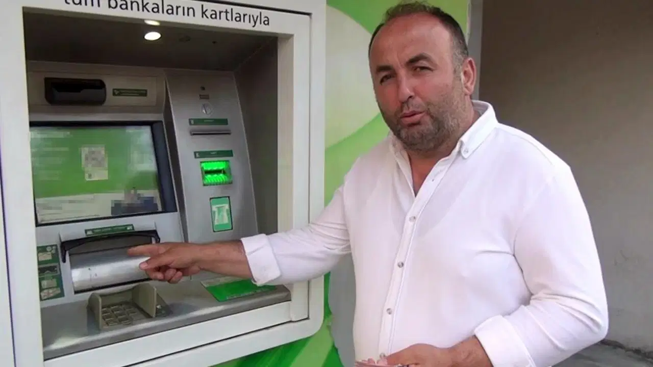 Para yatırmak için gittiği ATM'de binlerce lira para buldu