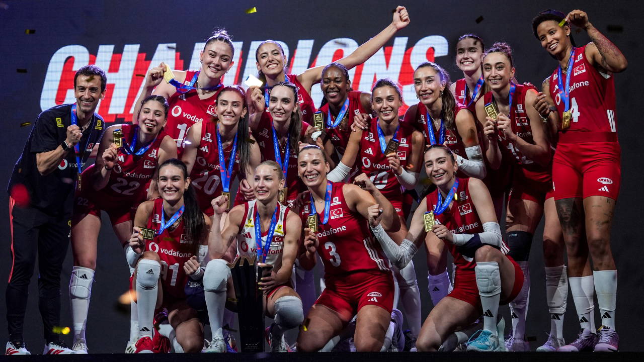 Türkiye A Milli Kadın Voleybol Takımı VNL Milletler Ligi'nde kaç kez şampiyon oldu? Filenin Sultanları hangi yıllarda şampiyon oldu?