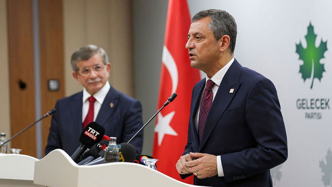 Özgür Özel'den Davutoğlu'na ziyaret