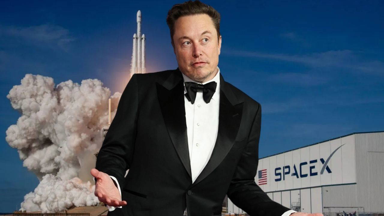 Elon Musk, SpaceX'in telefon geliştirmediğini açıkladı