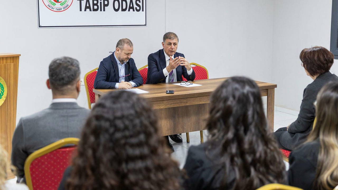 Cemil Tugay: 'Türkiye Sağlıklı Kentler Birliği'ni Hatay'da toplayabiliriz'