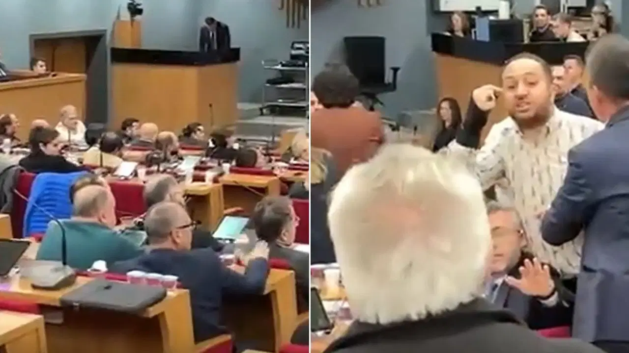 İzmir Büyükşehir Meclisi’nde 'Akın Gürlek' tartışması: Meclis 'tatil' edildi