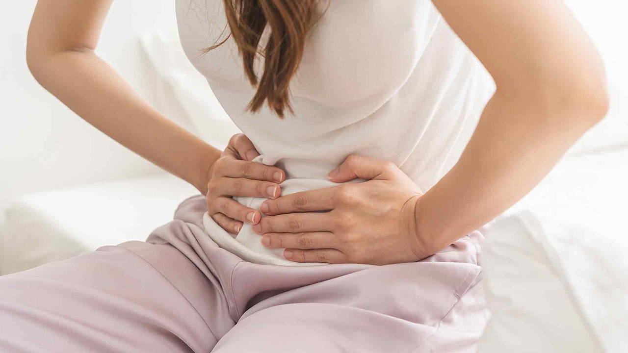 Uzmanı uyardı: Kadınlarda şiddetli regl ağrısının nedeni bu olabilir!