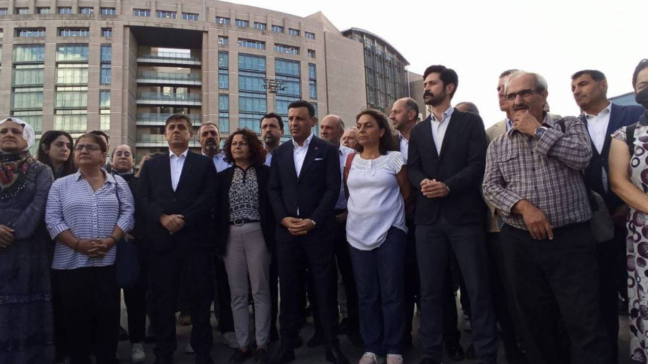 ‘Kent uzlaşısı’ davasında bir tahliye