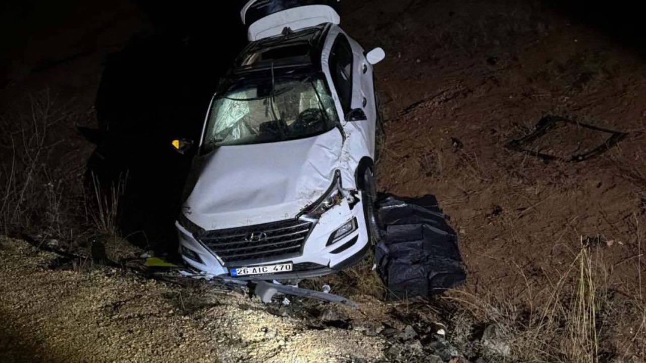 Ehliyetsiz sürücünün kullandığı araç takla attı: 1 kişi hayatını kaybetti 4 yaralı