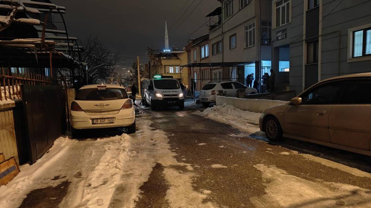 1 buçuk yaşındaki engelli bebek yatağında ölü bulundu