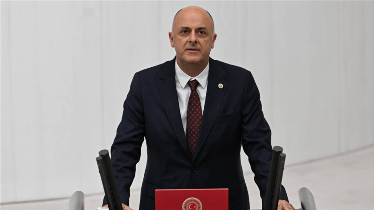 Ümit Özlale: Barış, bu rejimle ve bu cumhurbaşkanıyla olmaz