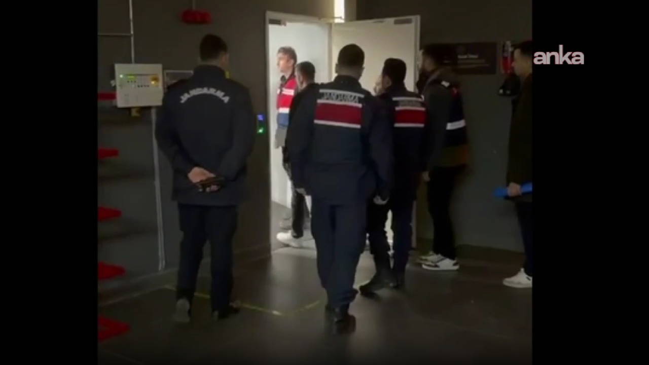 İstanbul'da depoya yönelik kurşunlama olayında 2 şüpheli gözaltına alındı