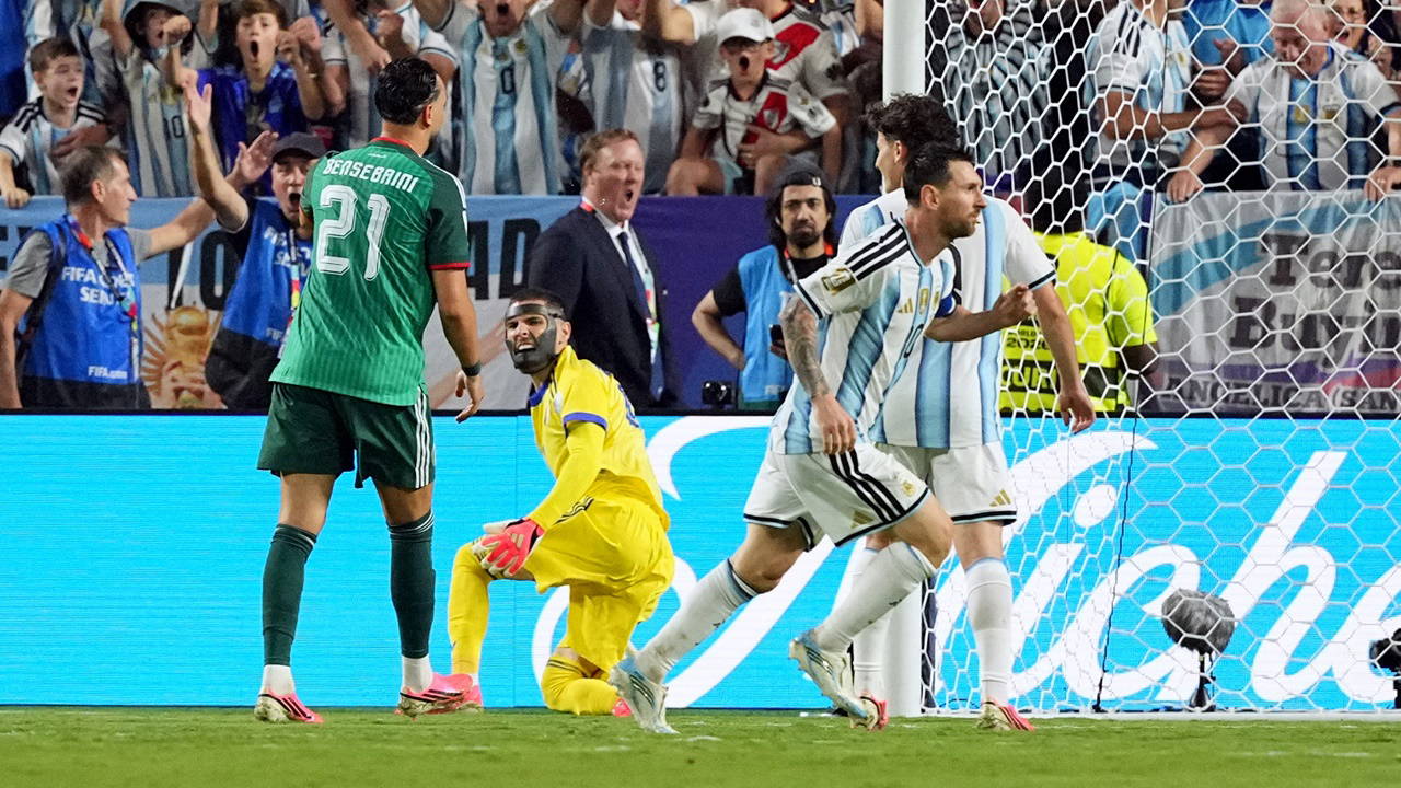 16 golle rekora ortak oldu... Dünya basını Lionel Messi'yi konuşuyor