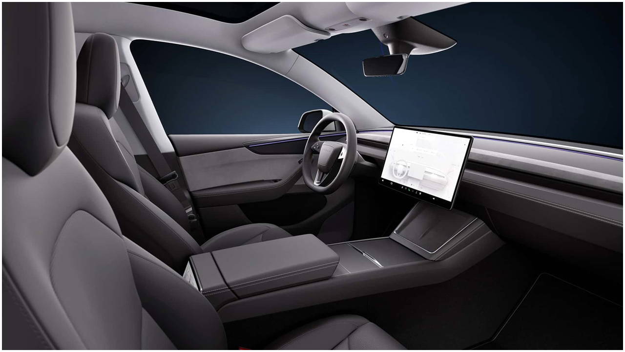 İlk kez otonom teslimat kullanıldı: Tesla Model Y sahibine sürücüsüz şekilde ulaştı!