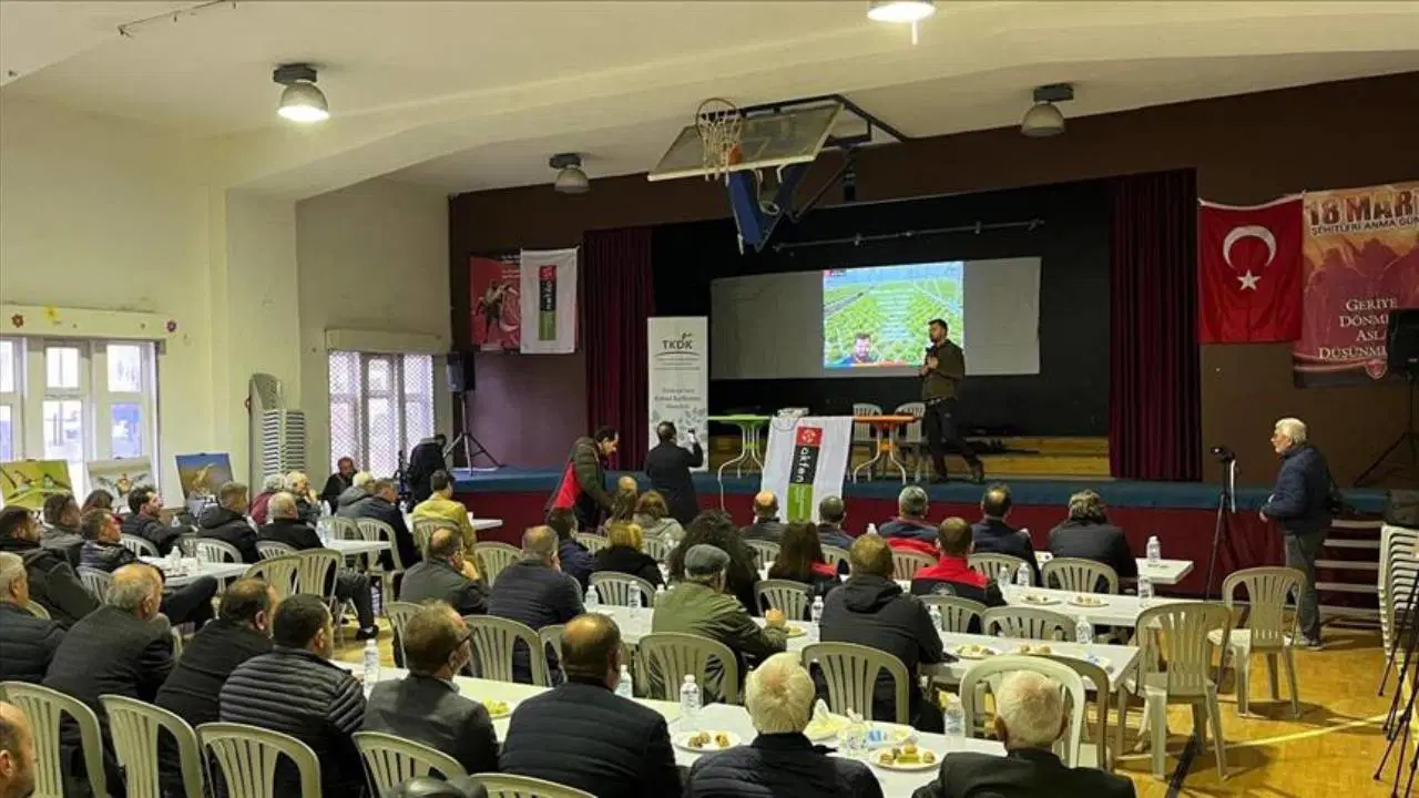 Akfen’den çiftçilere modern tarım eğitimi