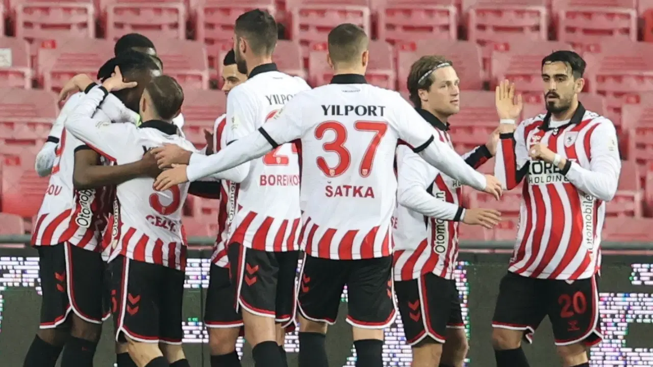 Samsunspor'un 5 haftalık hasreti 90+3'te dindi!