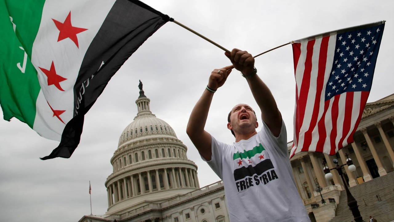 'Ücretsiz uçak bileti, 1000 dolar nakit avans...'