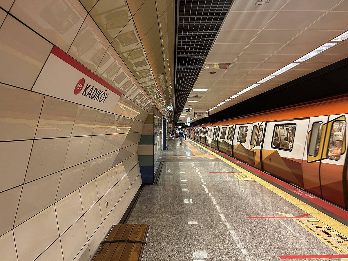 M4 Kadıköy-Sabiha Gökçen Havalimanı metrosu neden çalışmıyor? M4 Kadıköy-Sabiha Gökçen Havalimanı metrosunda neden aksaklık yaşanıyor?