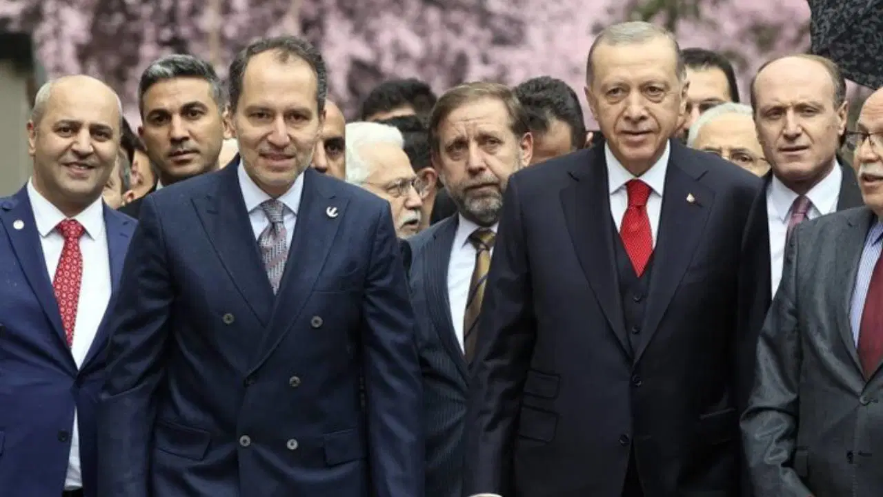 Fatih Erbakan’dan gündem yaratacak iddia... 'Erdoğan operasyonları bizzat yürütüyor'